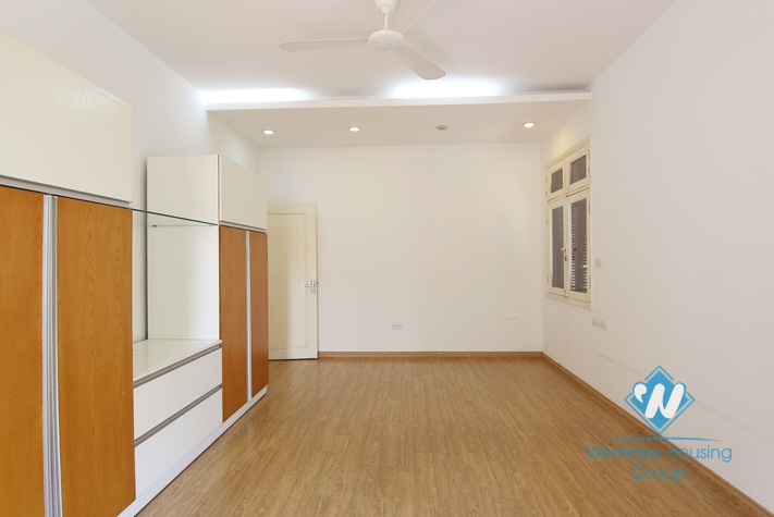 Modern villa with nice garden and swimming pool in Tay Ho Diplomats residence